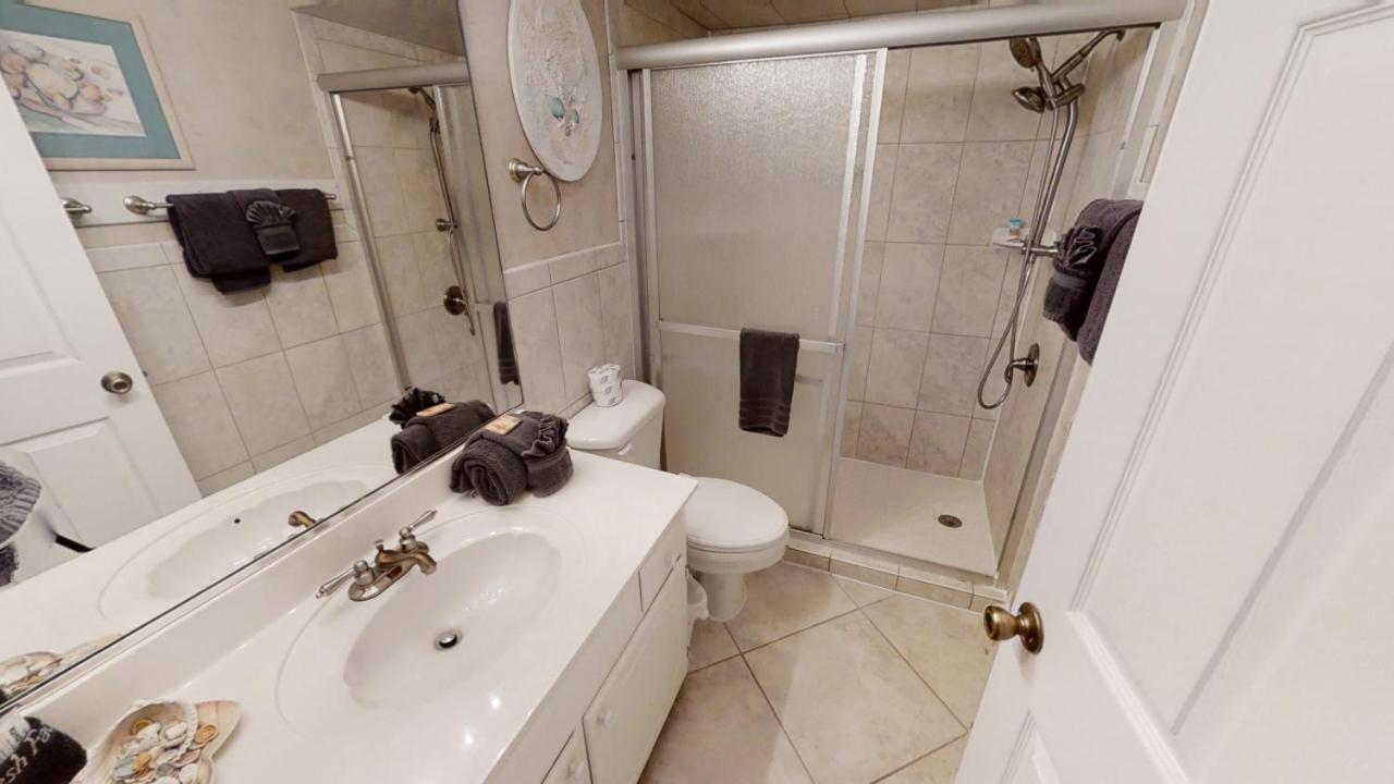 Regency Towers 613 Holiday home *