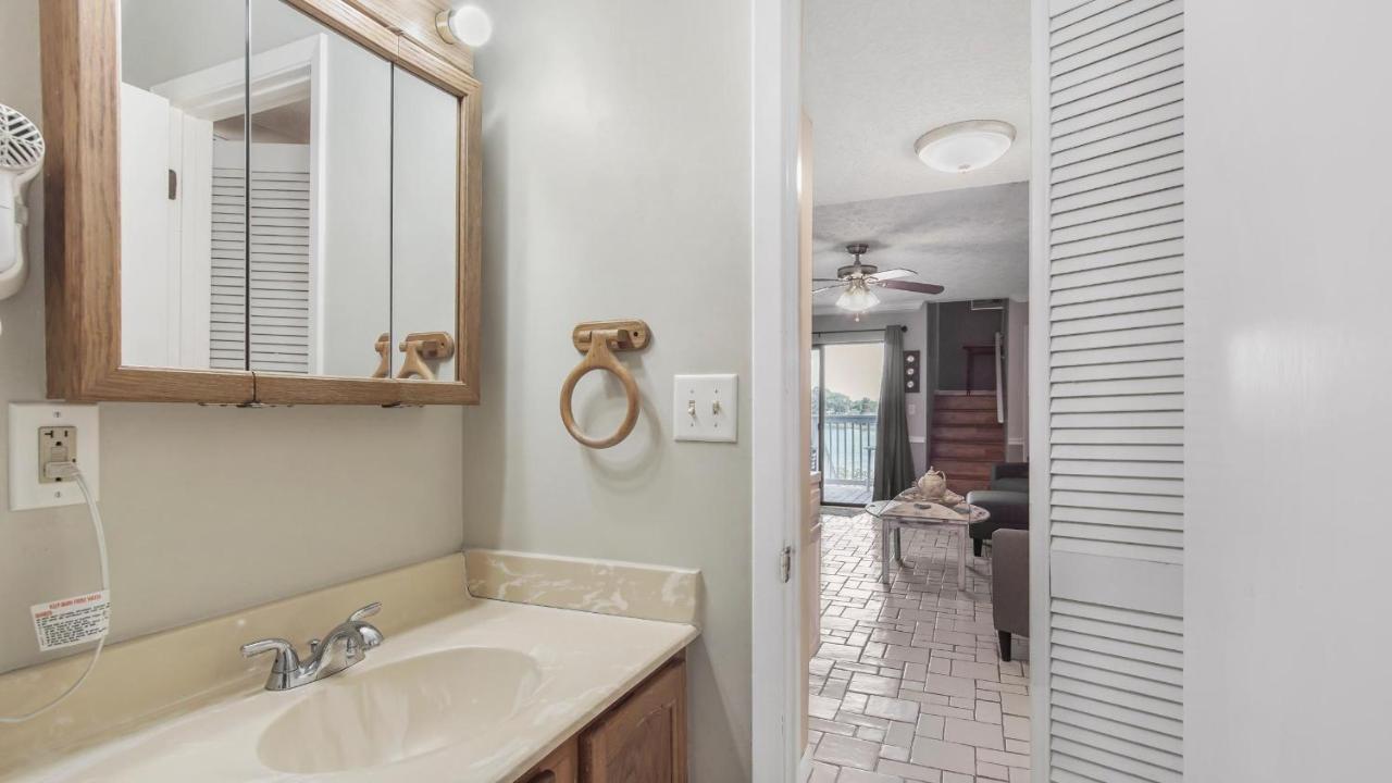 Holiday home Sweet Retreat By Seeker Vacations *