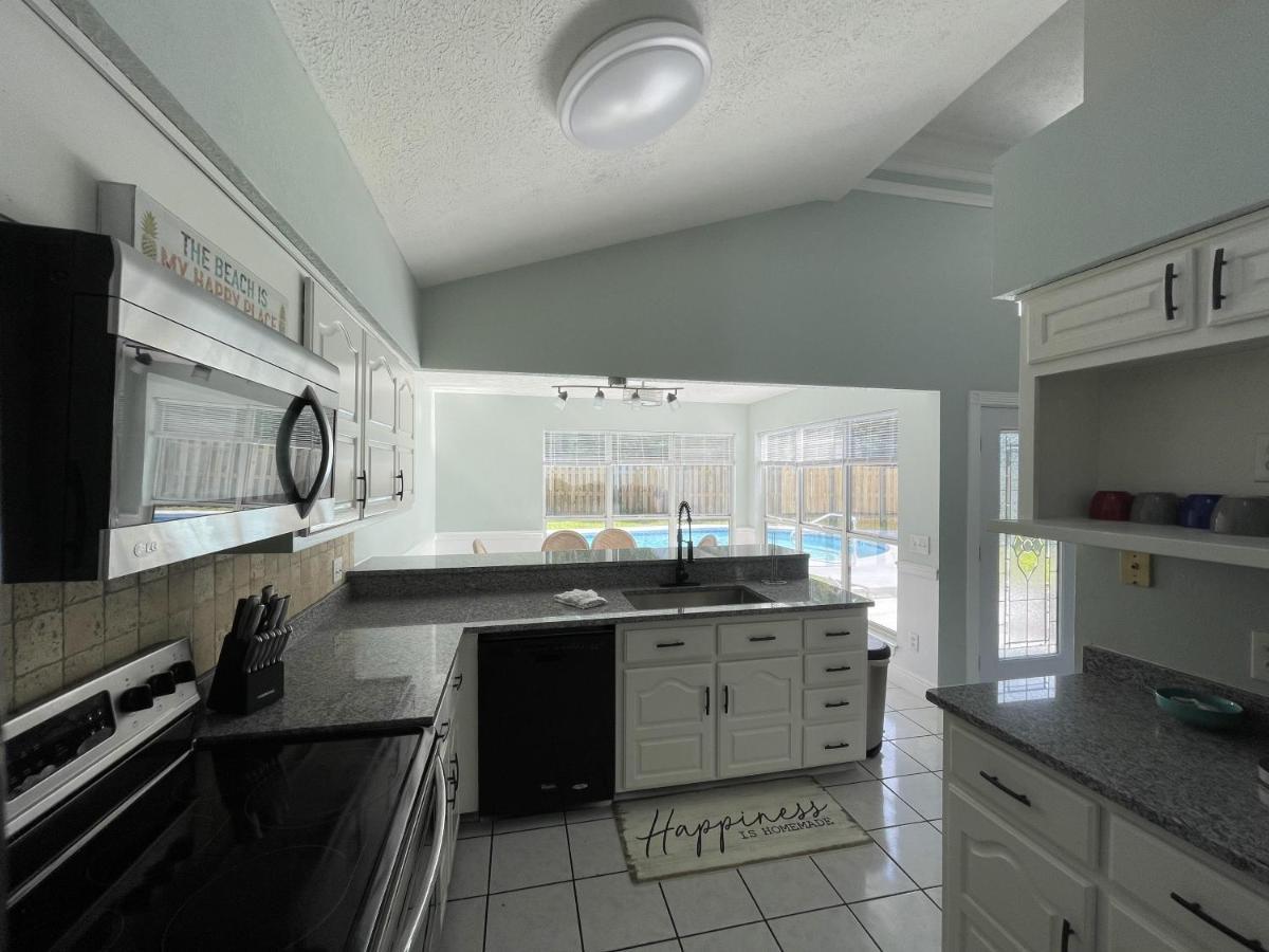 A Shore Thing By Seeker Vacations Holiday home