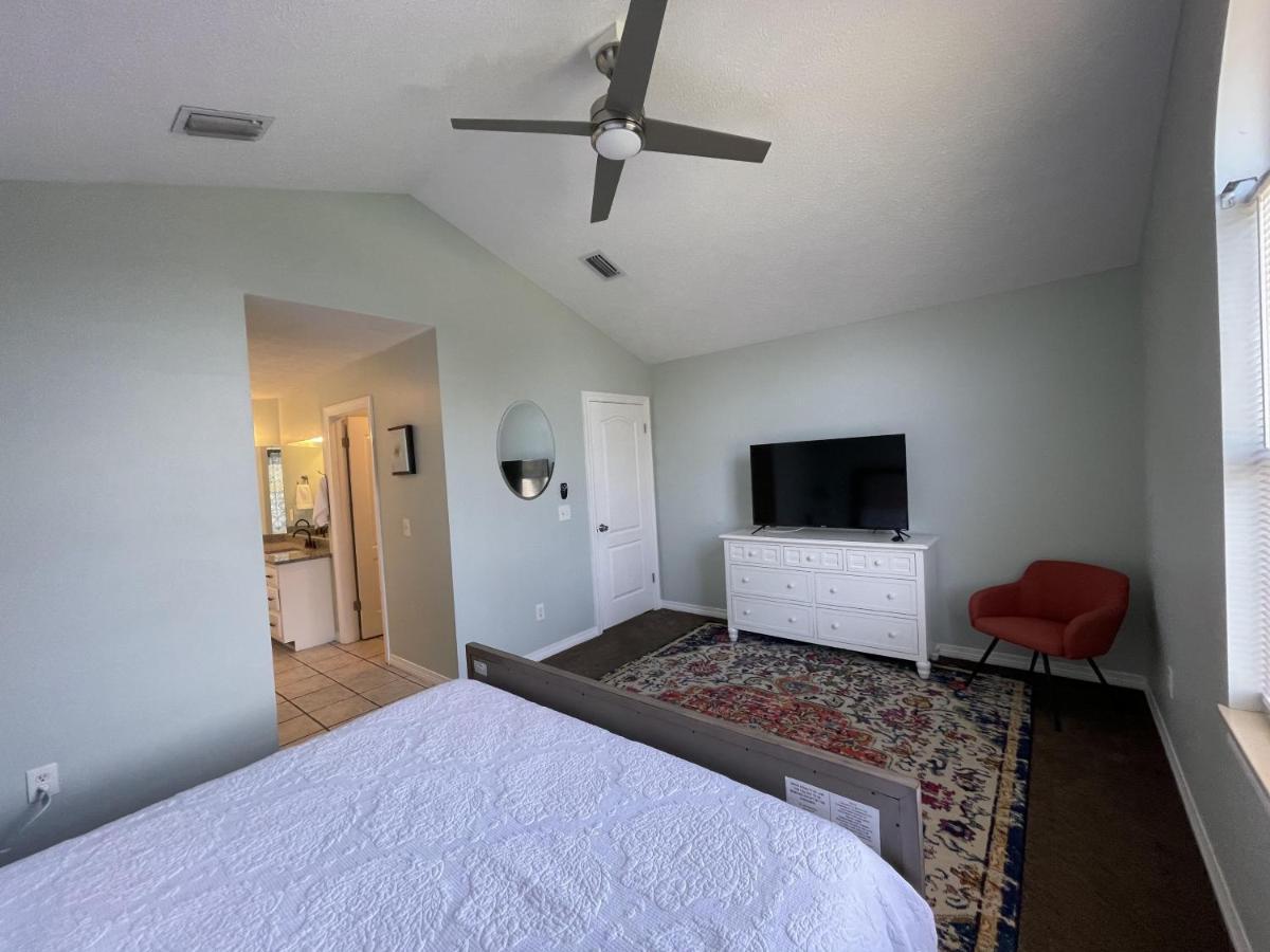 A Shore Thing By Seeker Vacations Holiday home