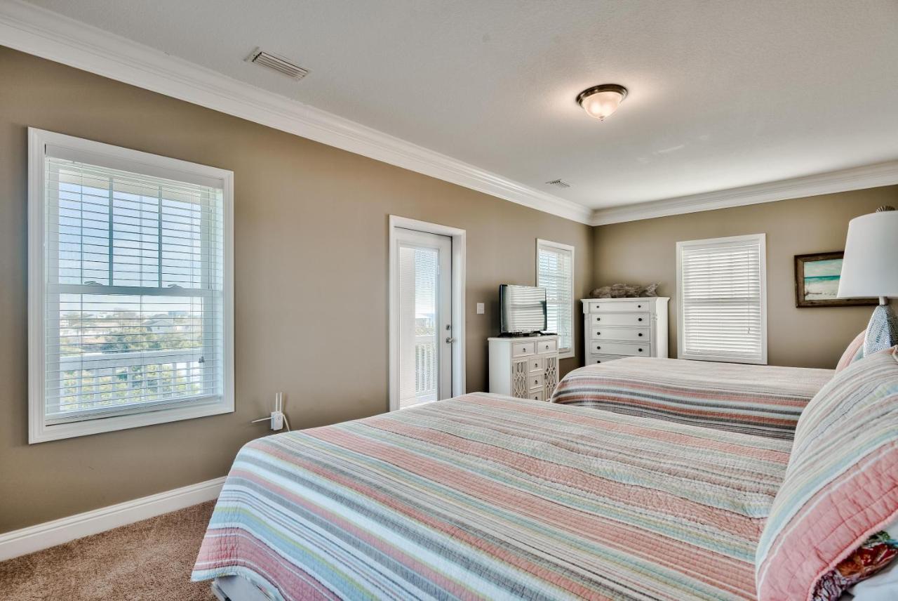 Holiday home Laguna House - West End With Private Pool! *