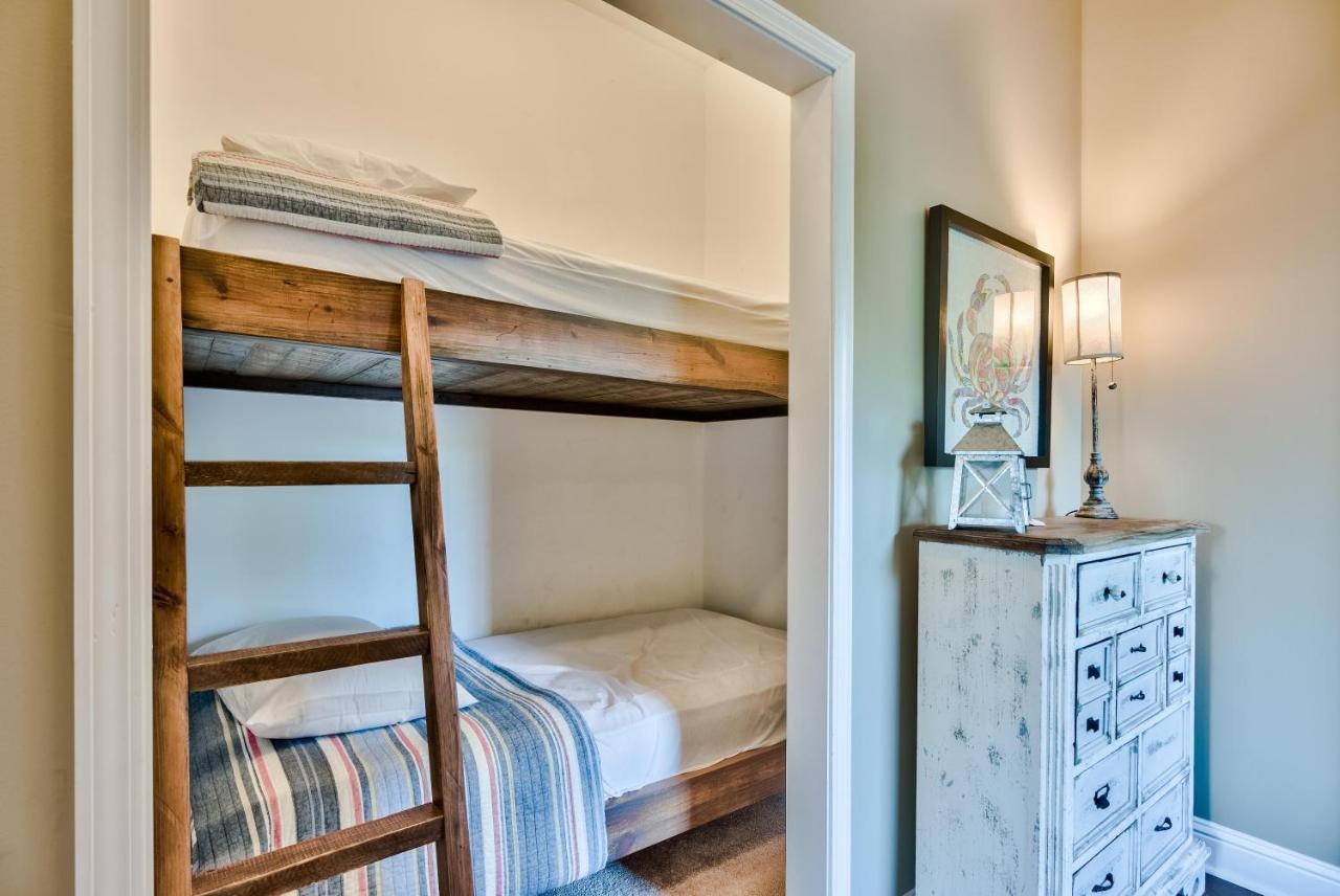 Holiday home Laguna House - West End With Private Pool! *