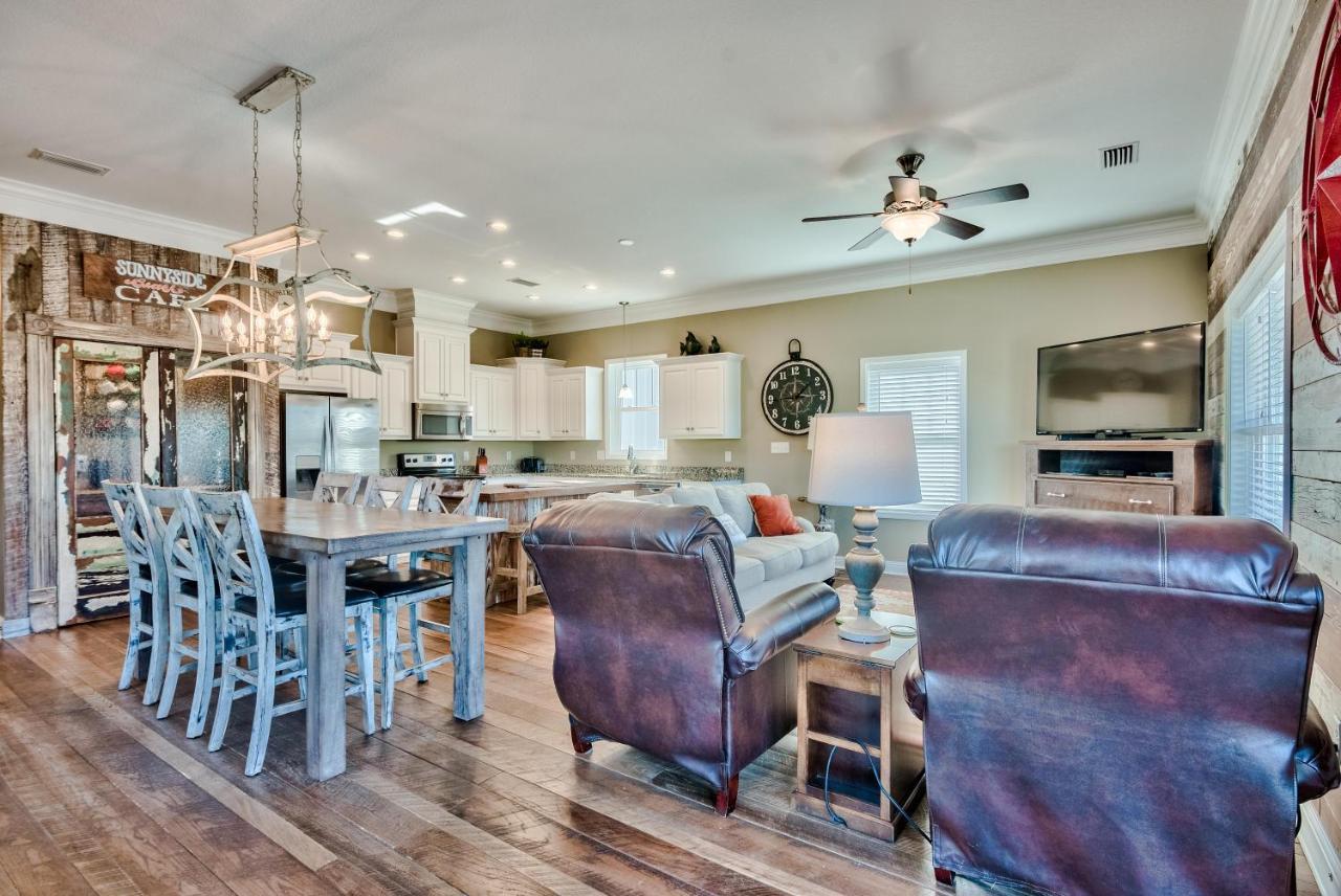 Holiday home Laguna House - West End With Private Pool!