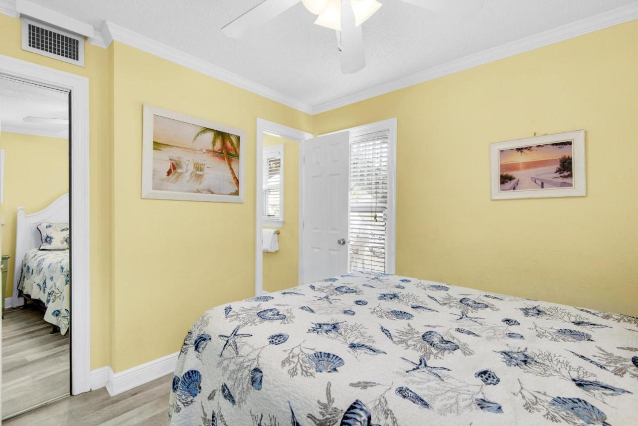 Apartment Gulfside #1 *
