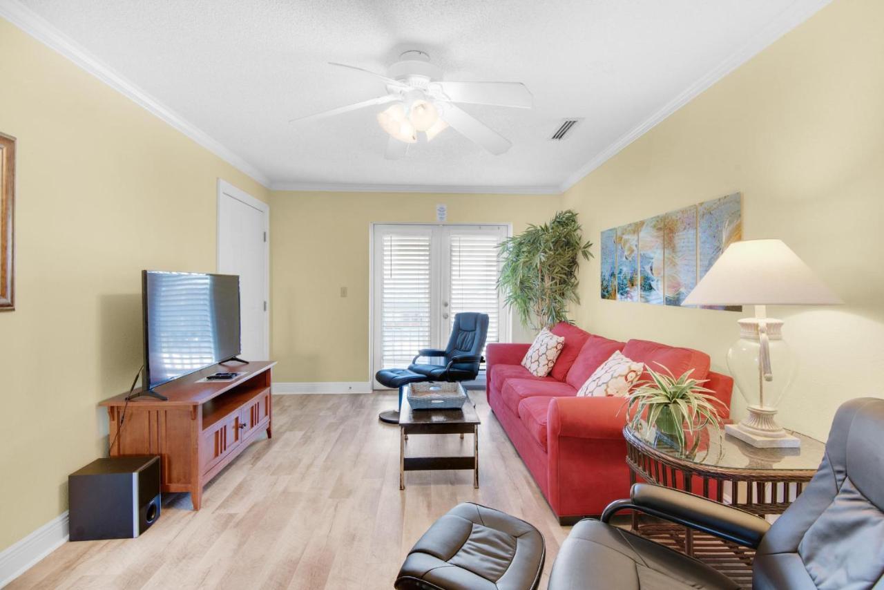 Gulfside #4 Apartment