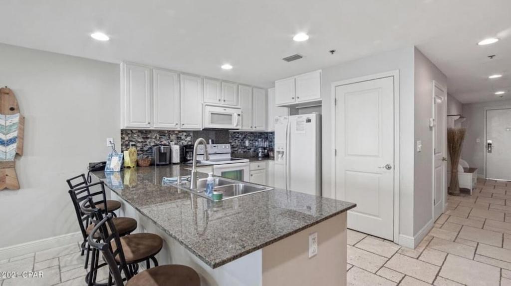 Sterling Breeze 1007 Apartment Panama City Beach