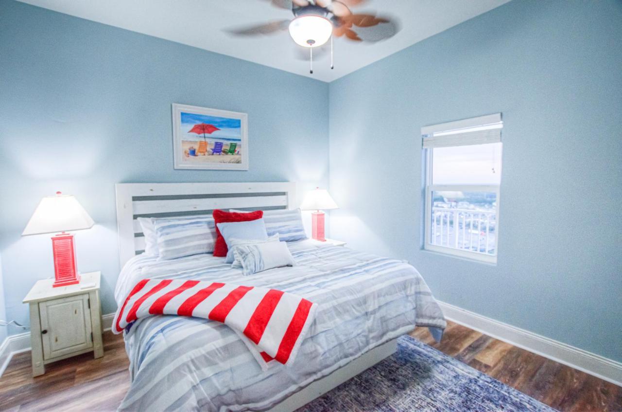 Large 3 Bd Penthouse 2120 In Laketown, Great Views And Amenities! Holiday home Panama City Beach