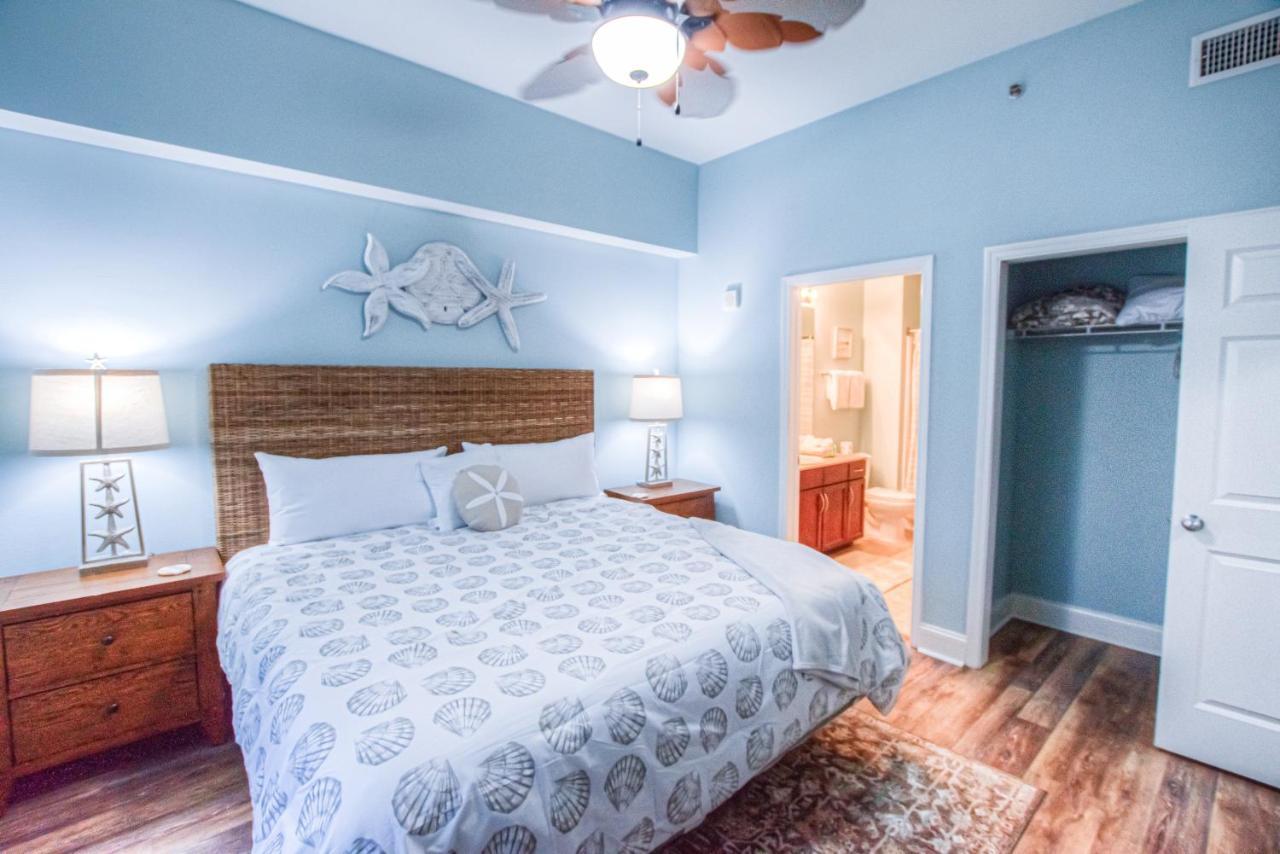 Holiday home Large 3 Bd Penthouse 2120 In Laketown, Great Views And Amenities! *