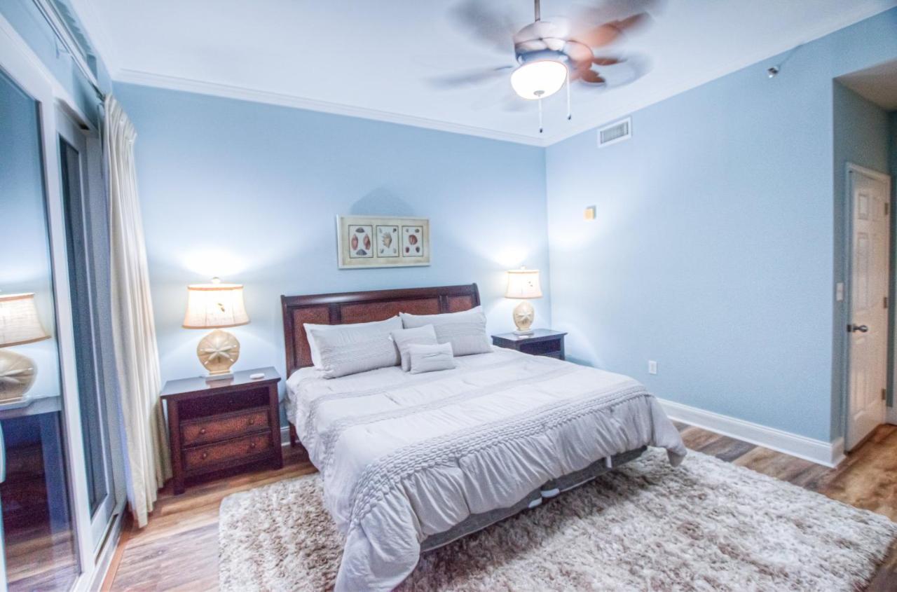 Holiday home Large 3 Bd Penthouse 2120 In Laketown, Great Views And Amenities! *