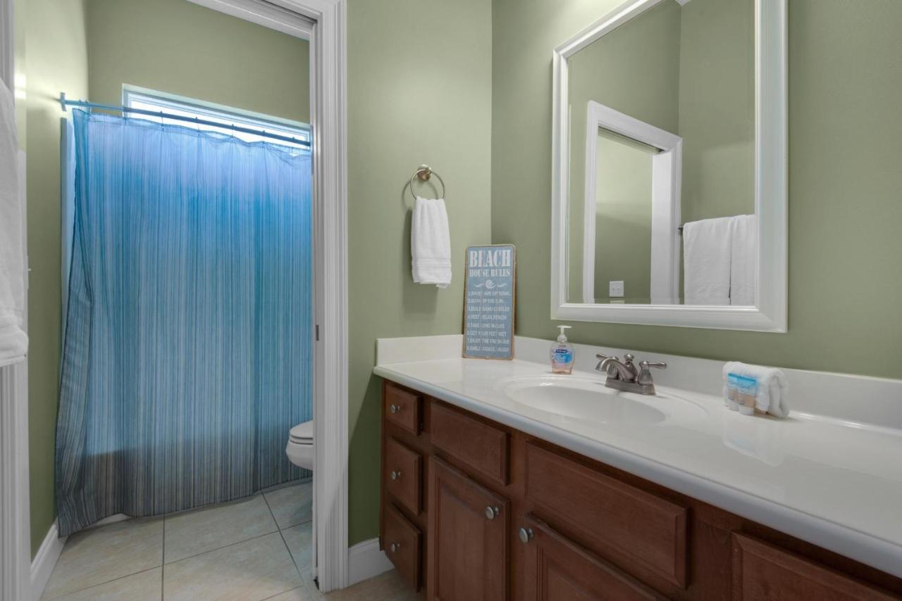 Ocean Overlook 302