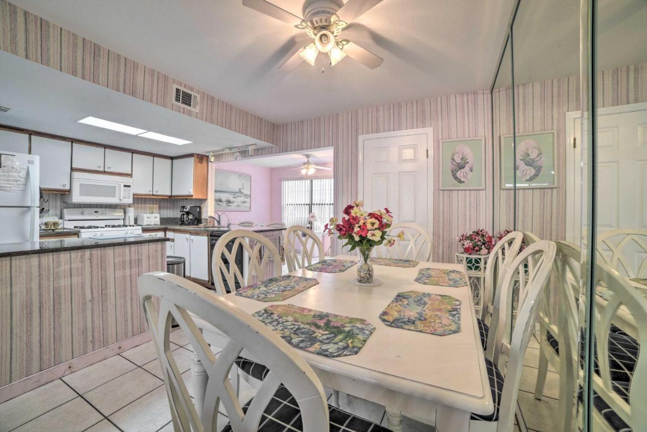 Panama Townhome - Walk To Beach! Holiday home