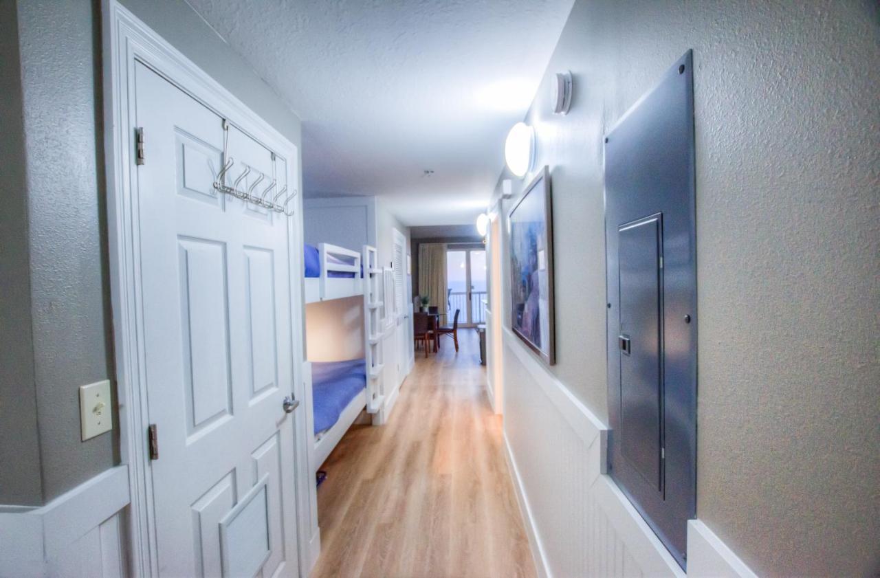 Holiday home Calypso 2-2007 ! Amazing Location, And Awesome Ocean Views! Panama City Beach