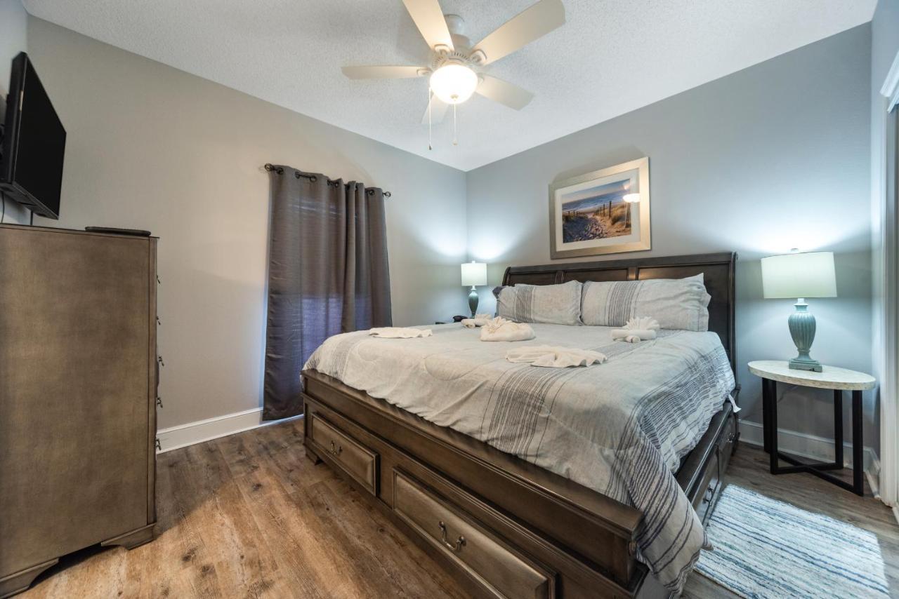 Majestic Tower 1 Unit 1111 Apartment *