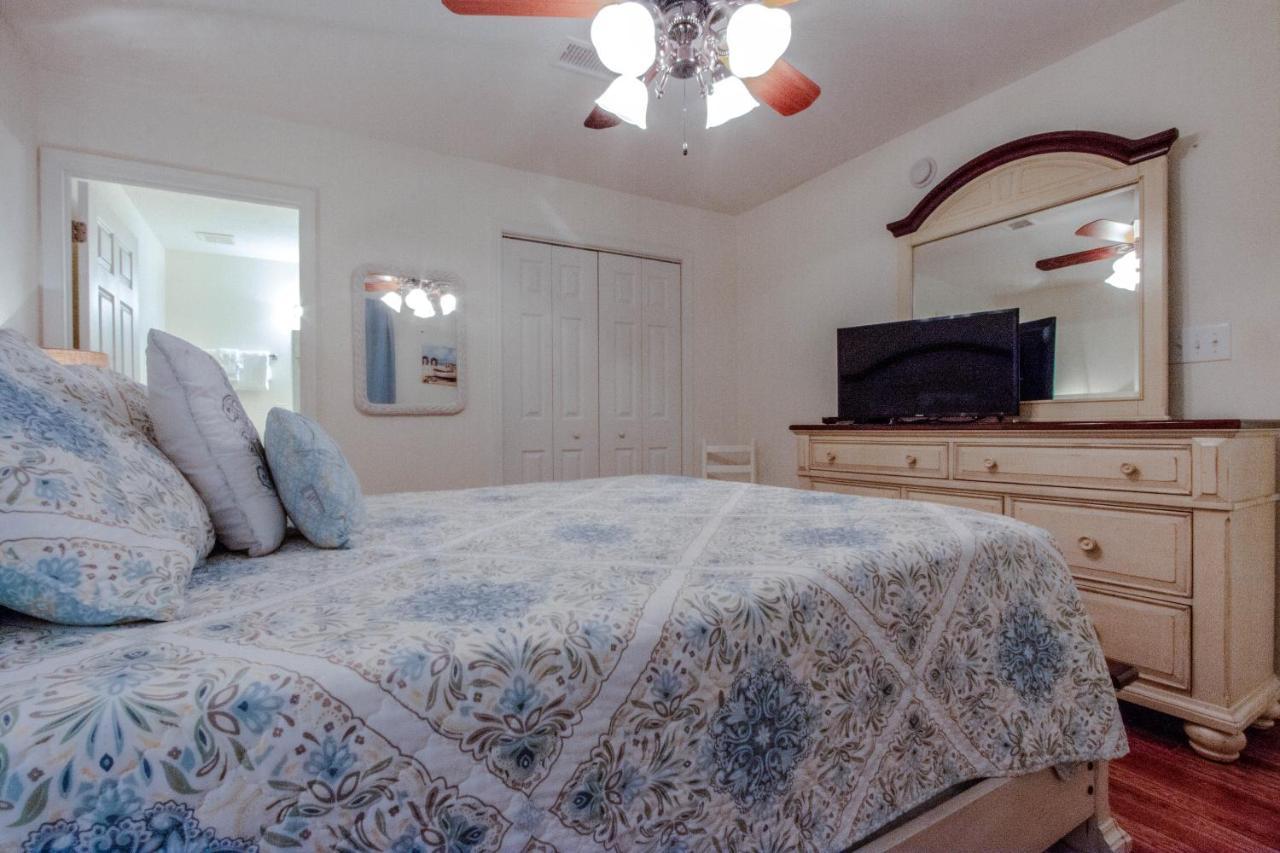 Tidewater #106 By Book That Holiday home Panama City Beach