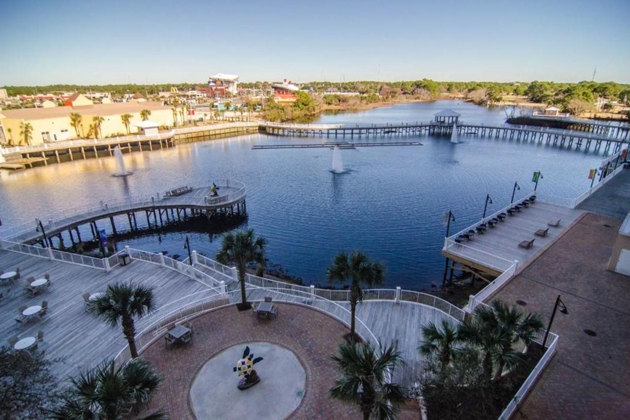Laketown Wharf 1803 Hotel