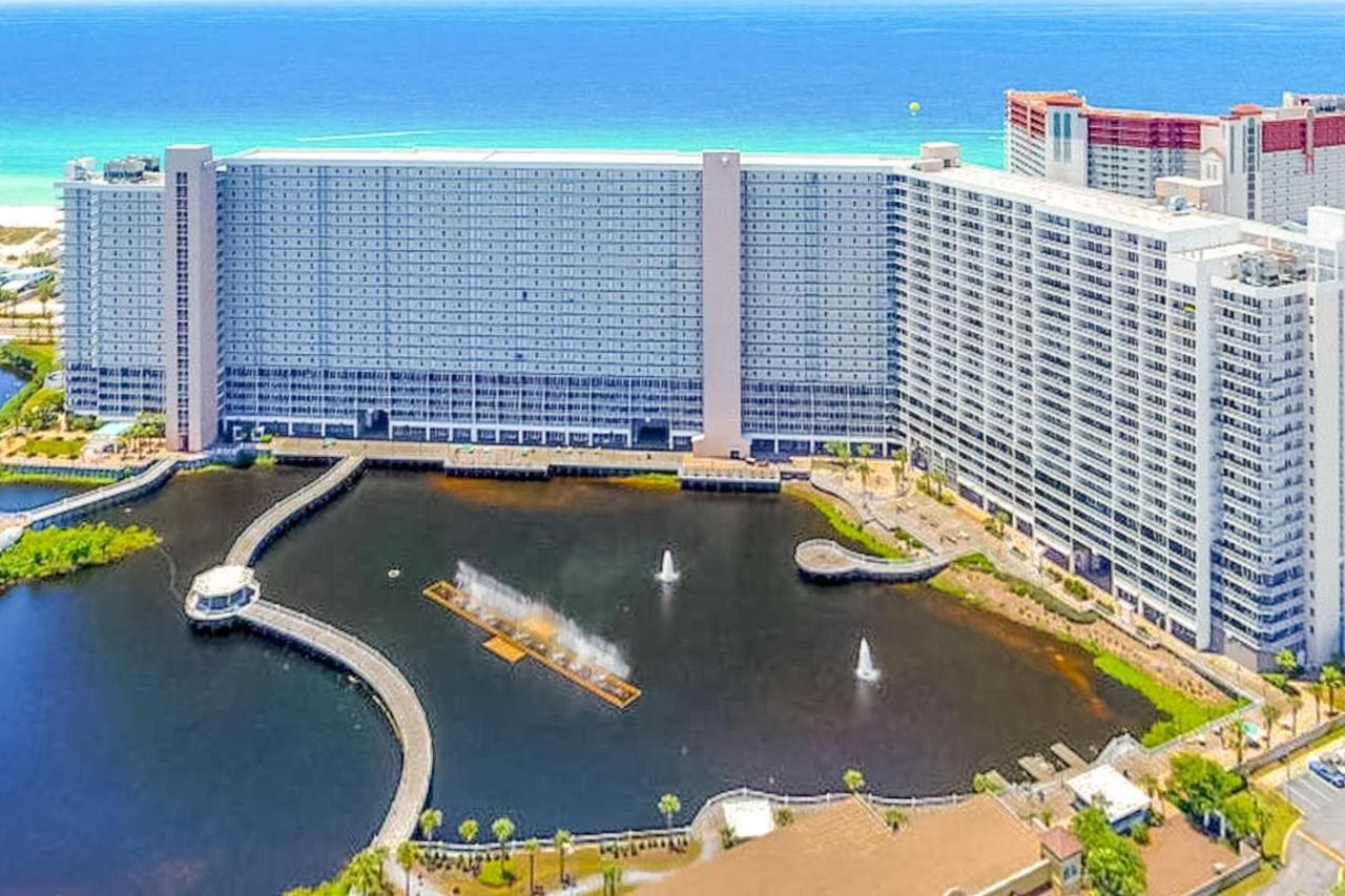 Hotel Laketown Wharf 1803 *