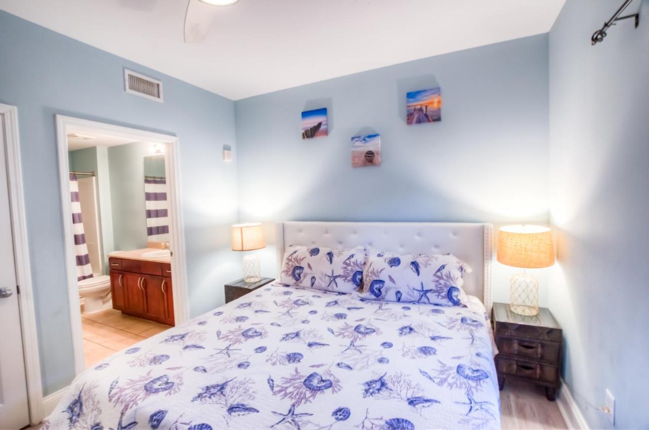 Laketown Wharf 736 By Aneliya Holiday home *
