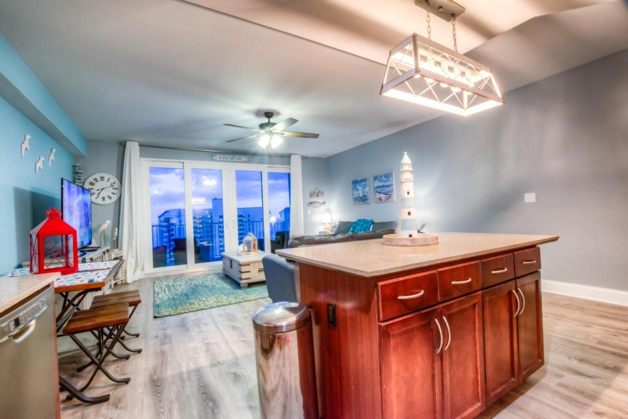 Laketown Wharf 905 By Zia Vr *