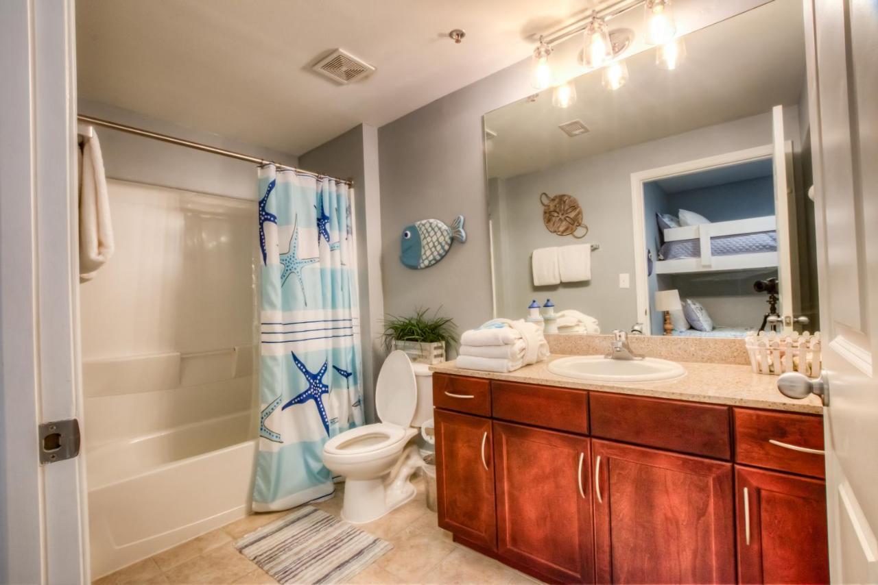 Laketown Wharf 905 By Zia Vr *