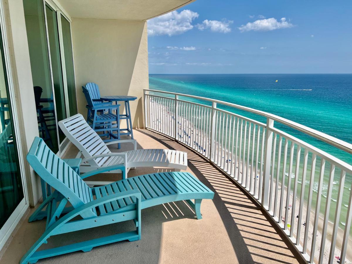 Aqua Resort: Beachfront 3-bedroom With Beach Chairs * Panama City Beach