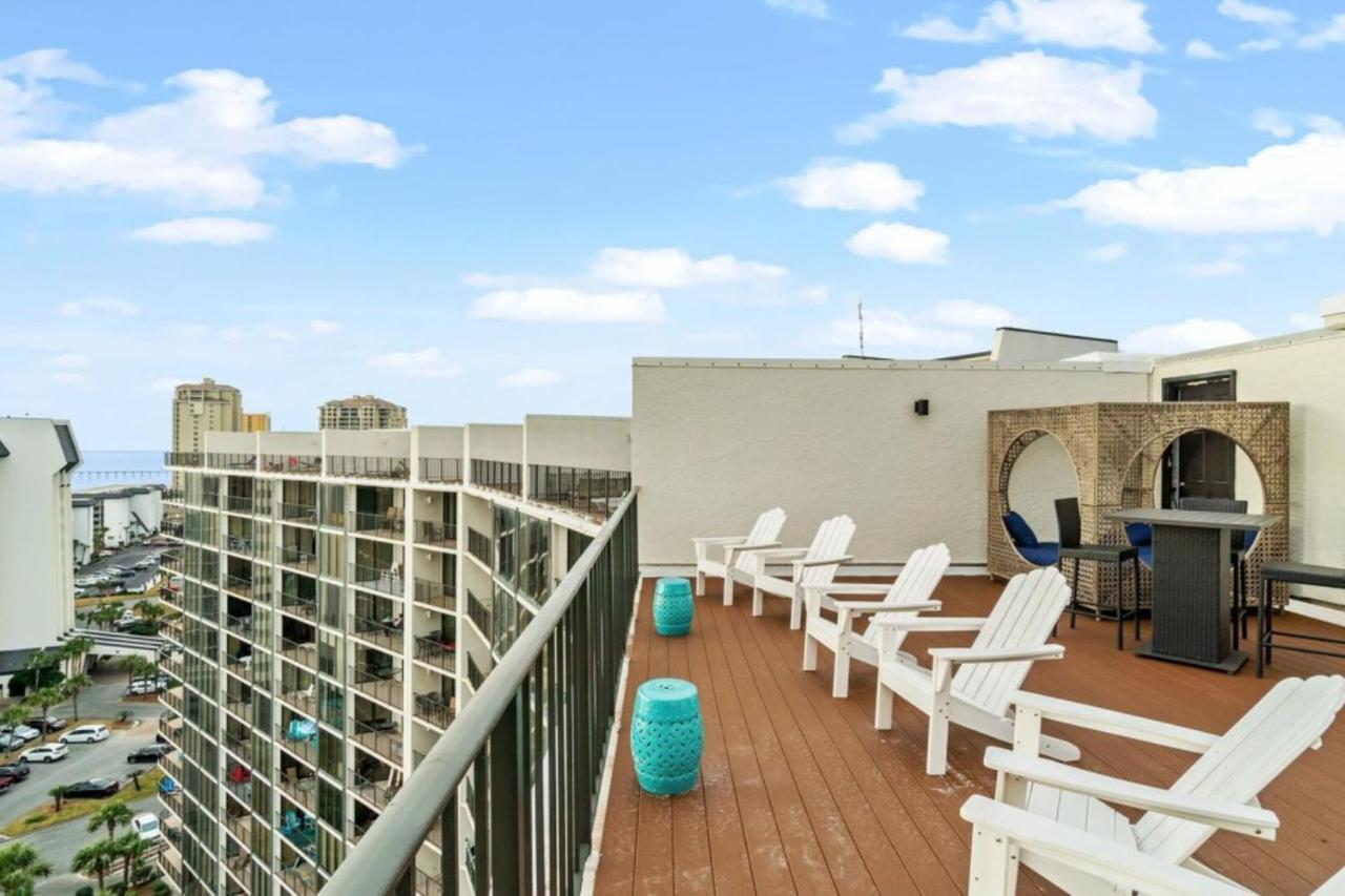 Edgewater T One 1204 Apartment