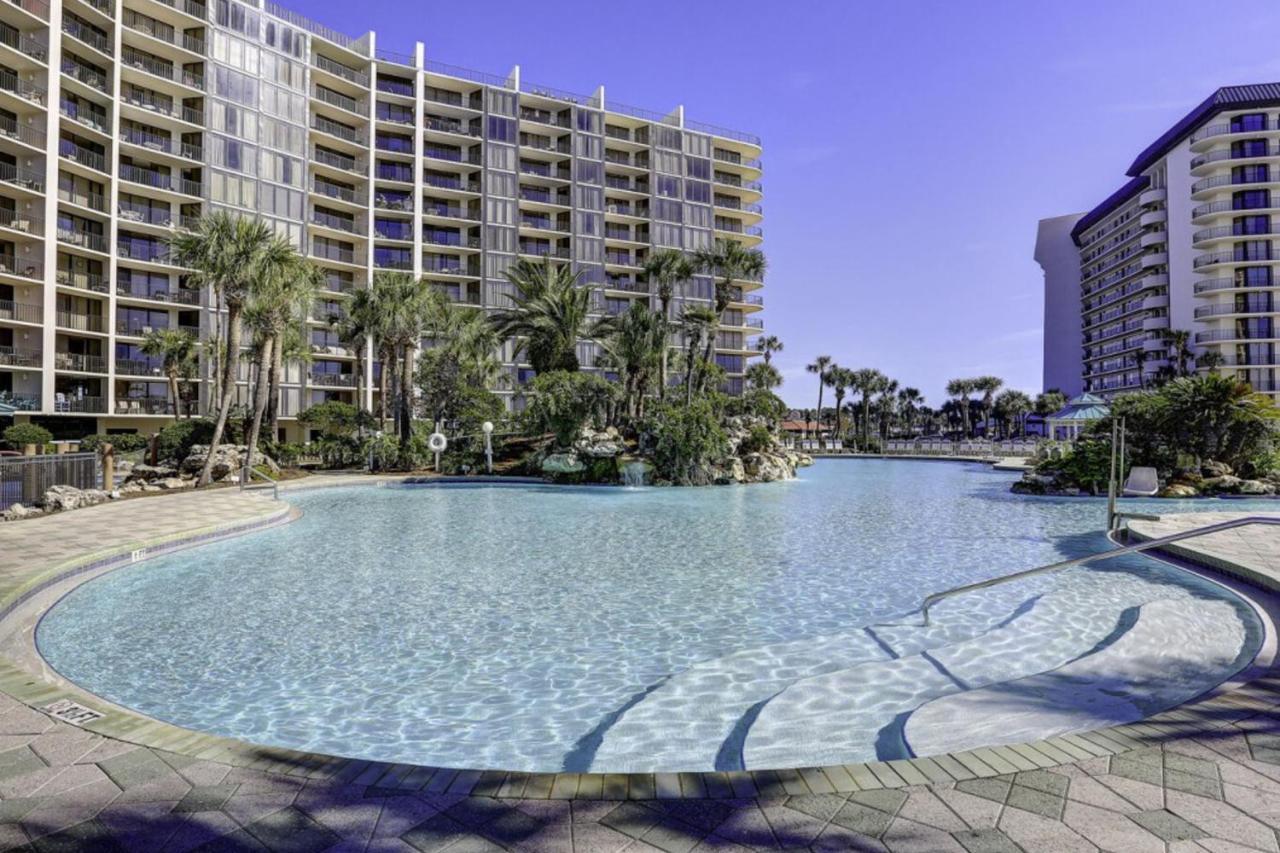 Edgewater T One 1204 *