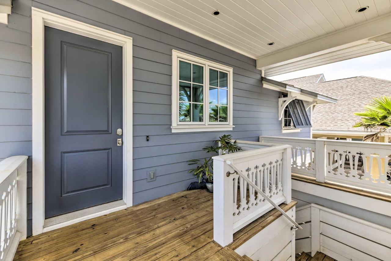 Luxe, Beachfront Pcb With Decks And Grill! Holiday home Panama City Beach