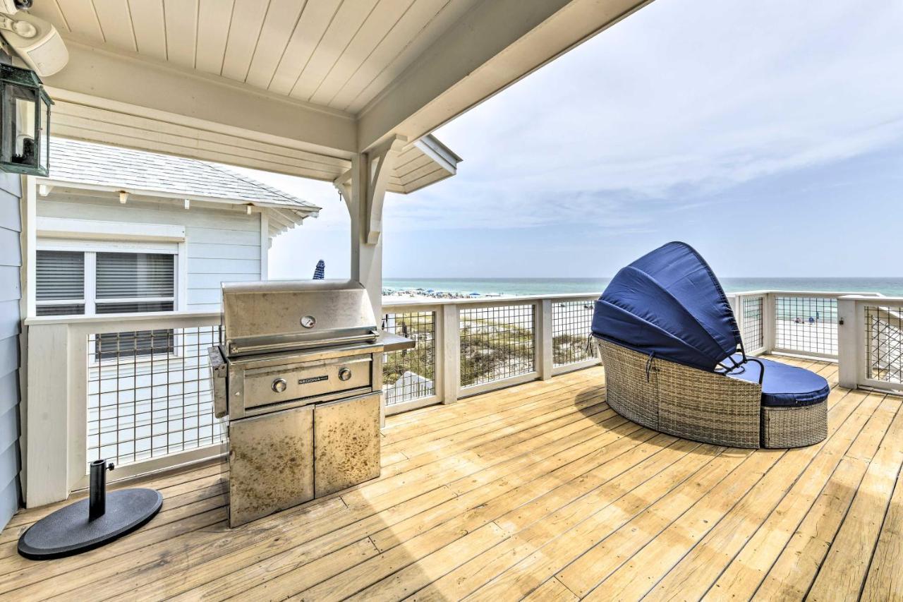 Holiday home Luxe, Beachfront Pcb With Decks And Grill!