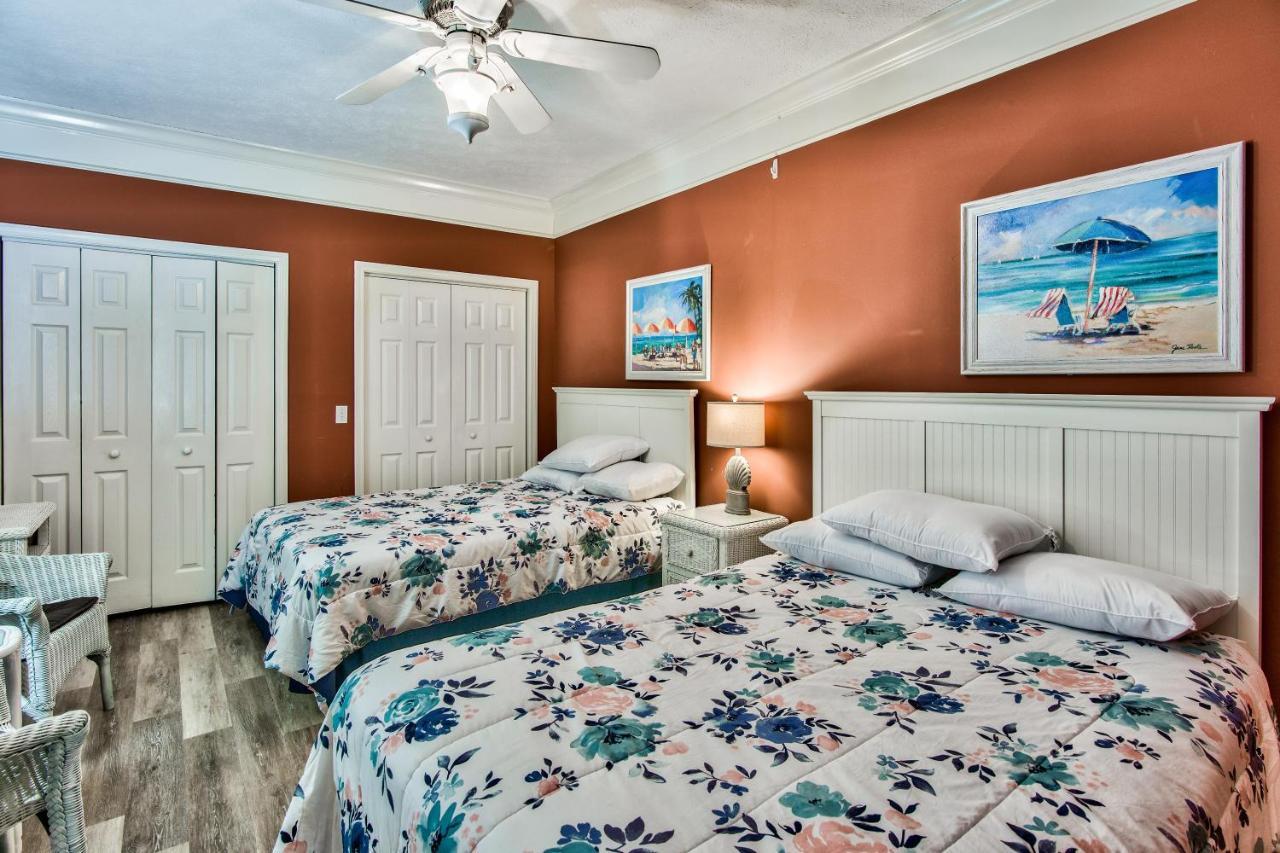 Beachside 8 - Beachfront - Sleeps 8!