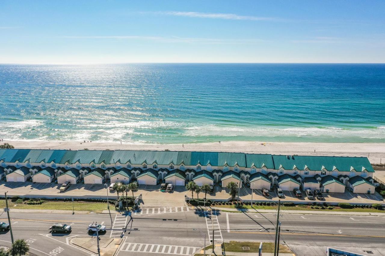 Beachside 8 - Beachfront - Sleeps 8!