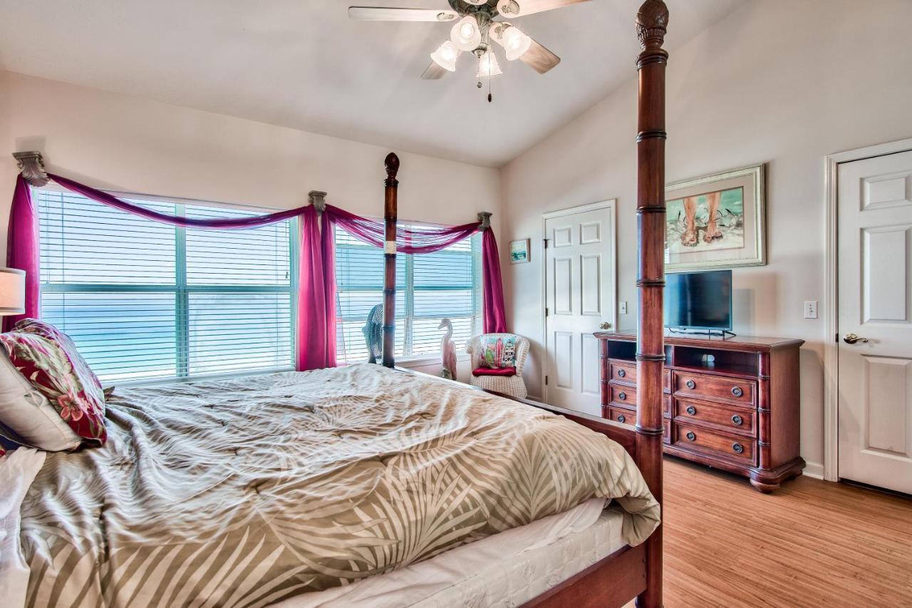 Beachside 8 - Beachfront - Sleeps 8! * Panama City Beach
