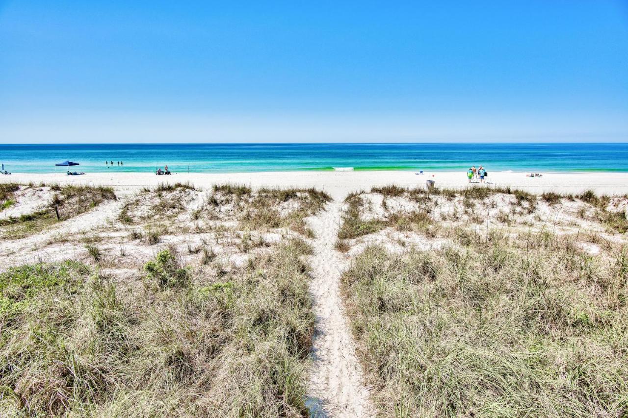 Beachside 8 - Beachfront - Sleeps 8! Apartment