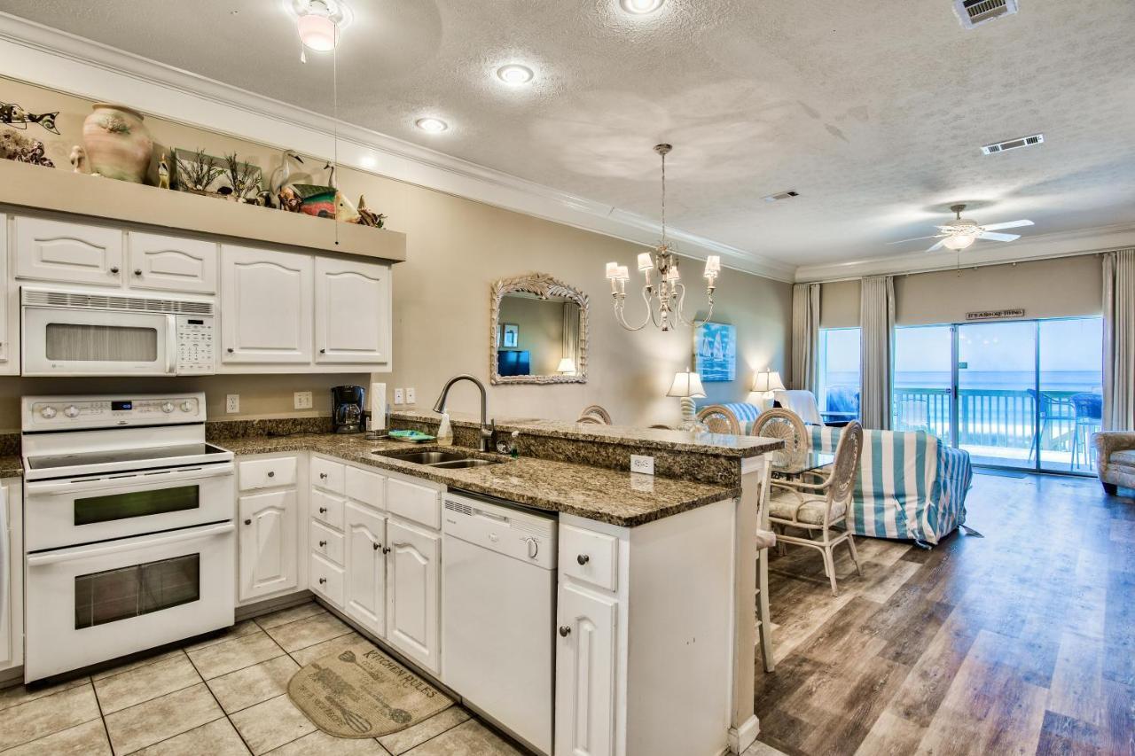 Apartment Beachside 8 - Beachfront - Sleeps 8! *