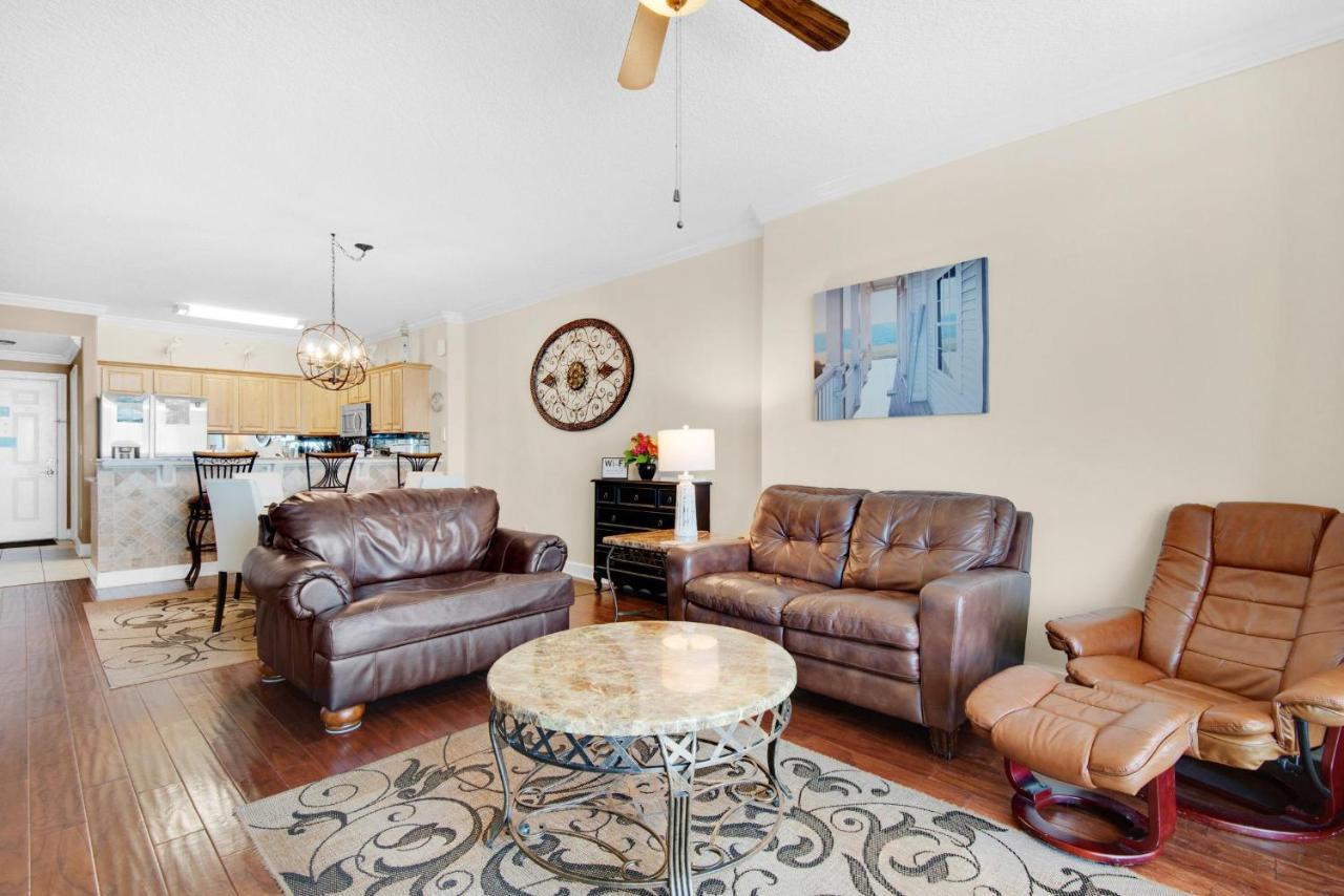 Apartment Tropic Winds 1104 *