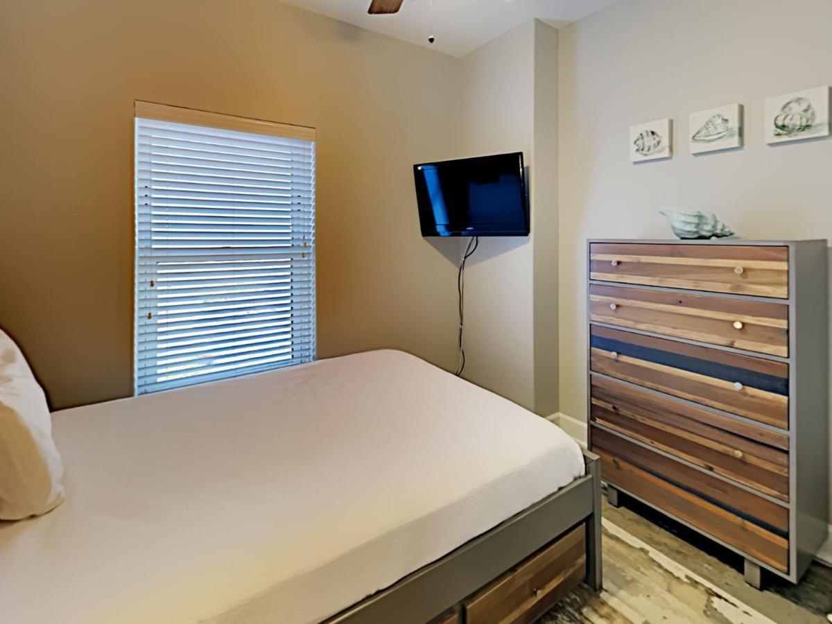 Ocean Reef #1801 Apartment