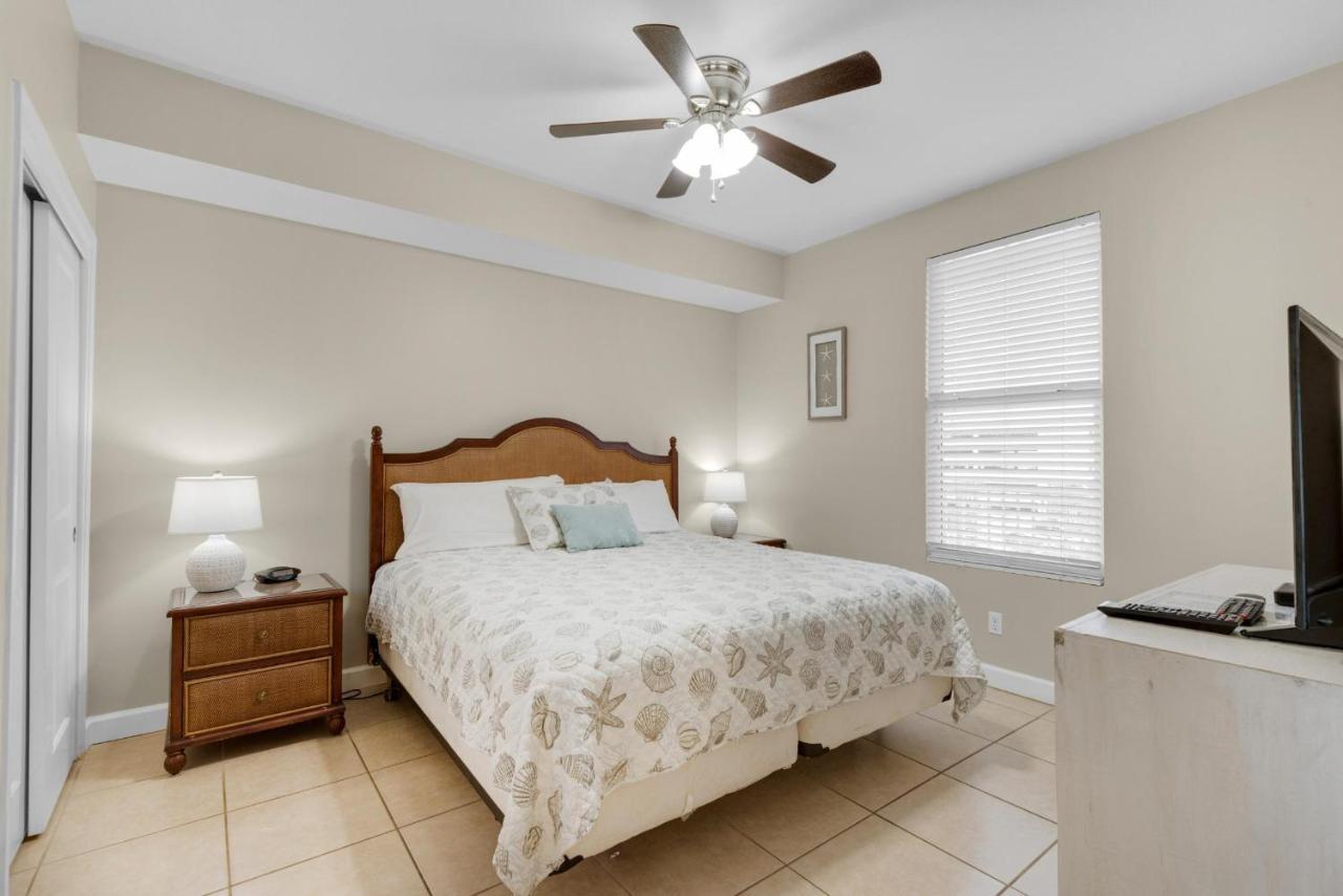 Apartment Grandview East 303