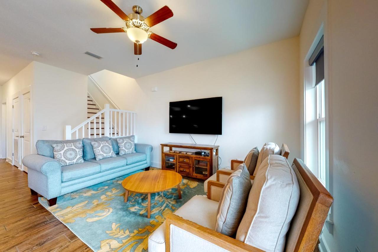 Sunshine & Sea Breezes Holiday home