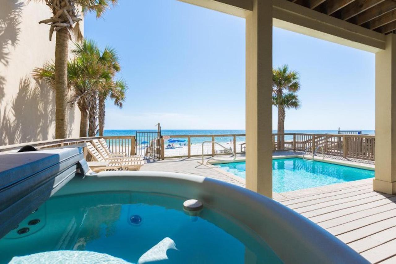 The Pelicans Nest - Beachfront 4 Bdrm 4 And Half Bath With Pool And Hot Tub! *
