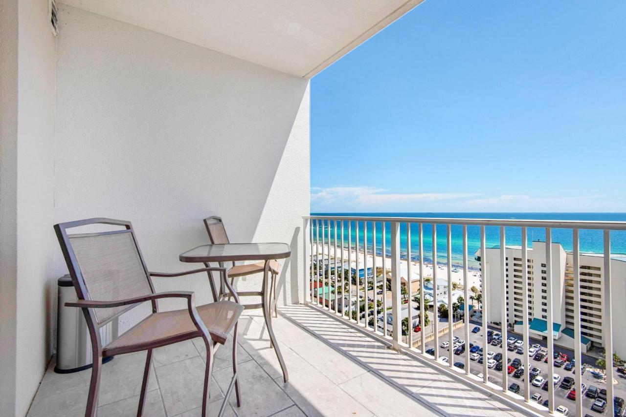 Laketown Wharf 1714 Holiday home