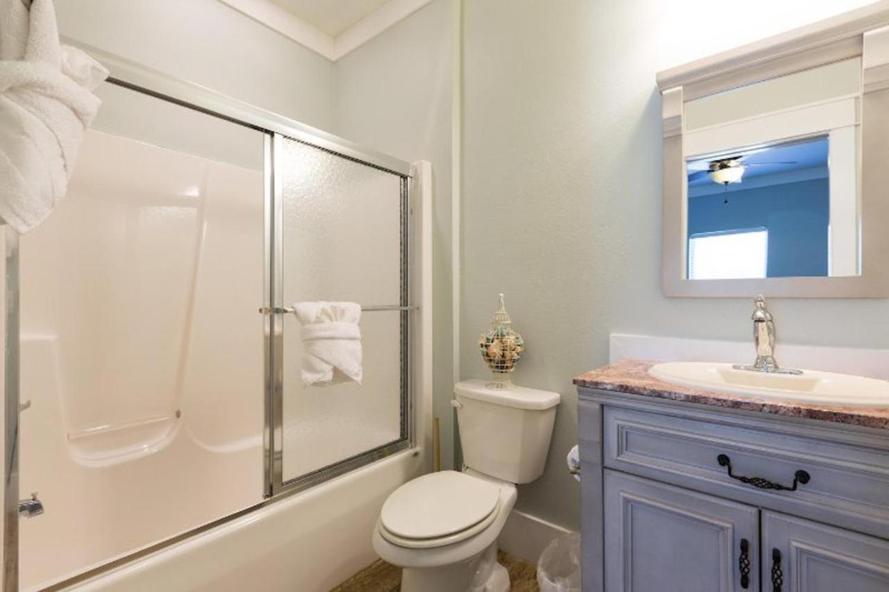 The Pelicans Nest - Beachfront 4 Bdrm 4 And Half Bath With Pool And Hot Tub! * Panama City Beach