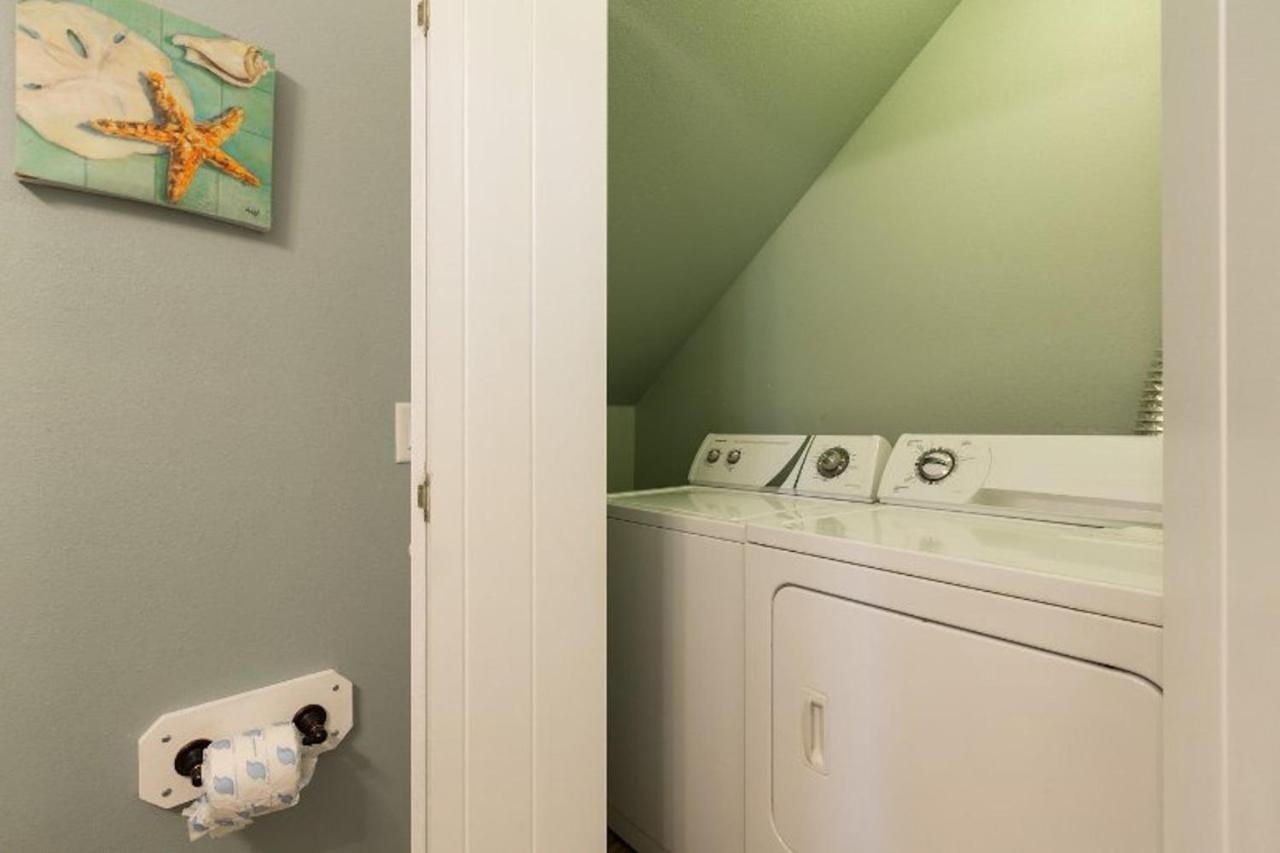 Holiday home The Pelicans Nest - Beachfront 4 Bdrm 4 And Half Bath With Pool And Hot Tub! Panama City Beach