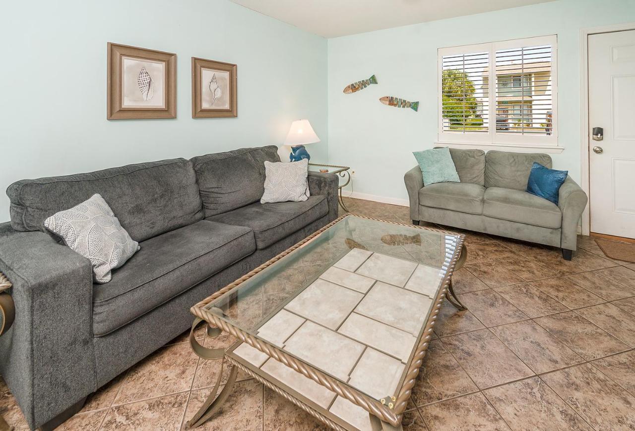 Sea This Way At Gulf Highlands The Abcs Of Vacation Perfection Welcomes You Apartment