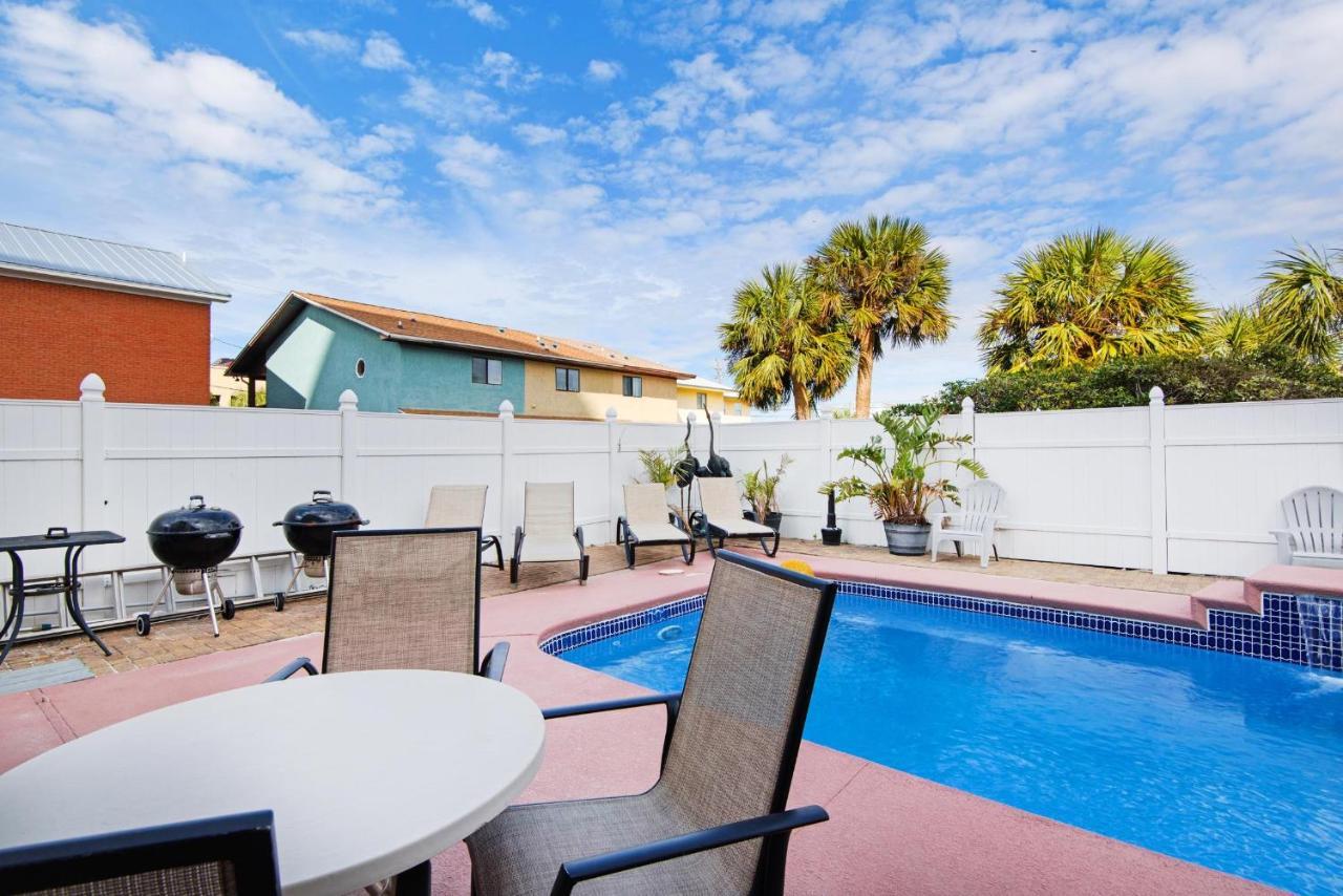 Apartment Gulfside #3 *