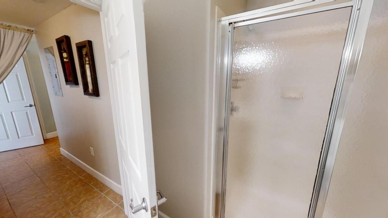 Tidewater 210 Holiday home