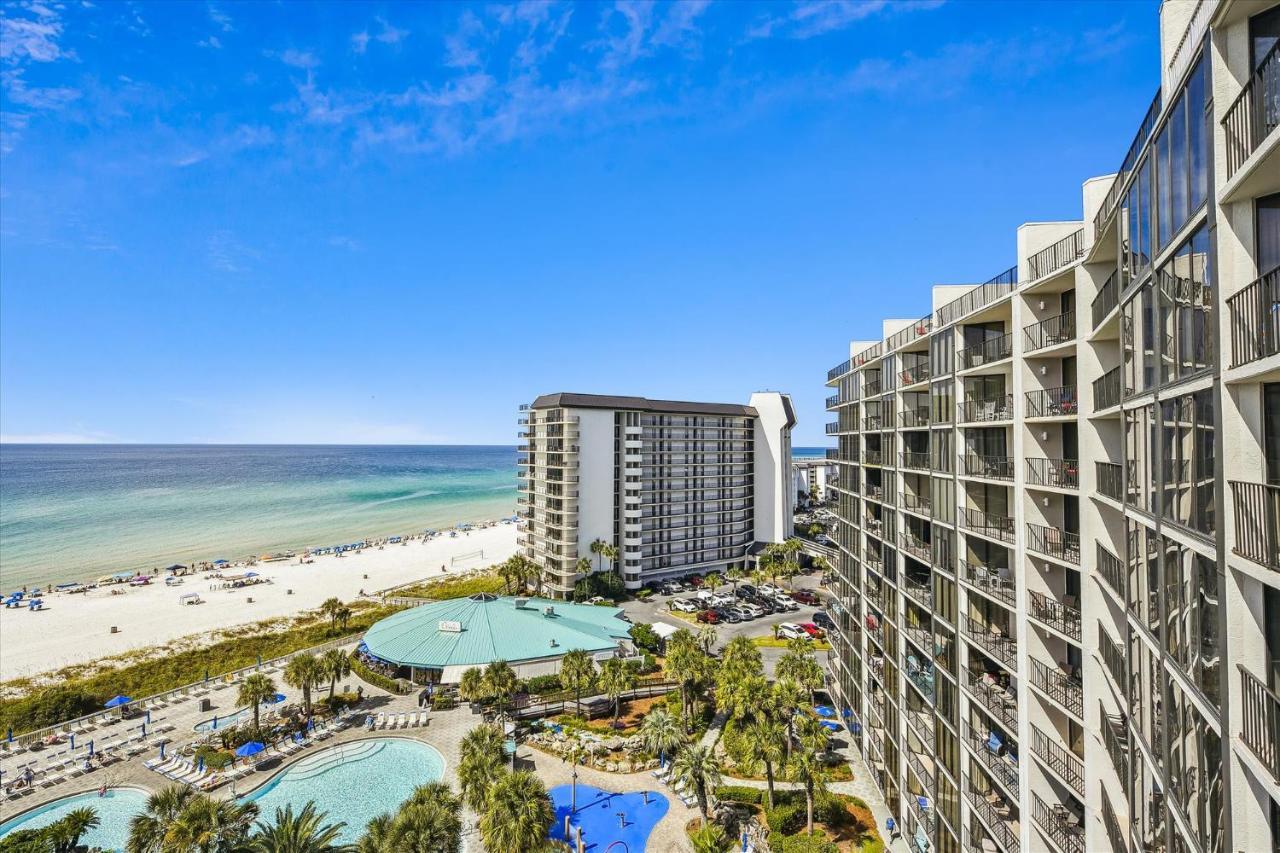 Holiday home Edgewater #1004 By Book That *