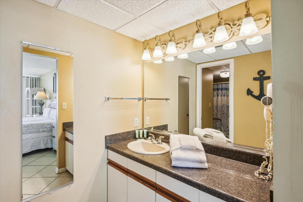 Holiday home Edgewater #1004 By Book That Panama City Beach