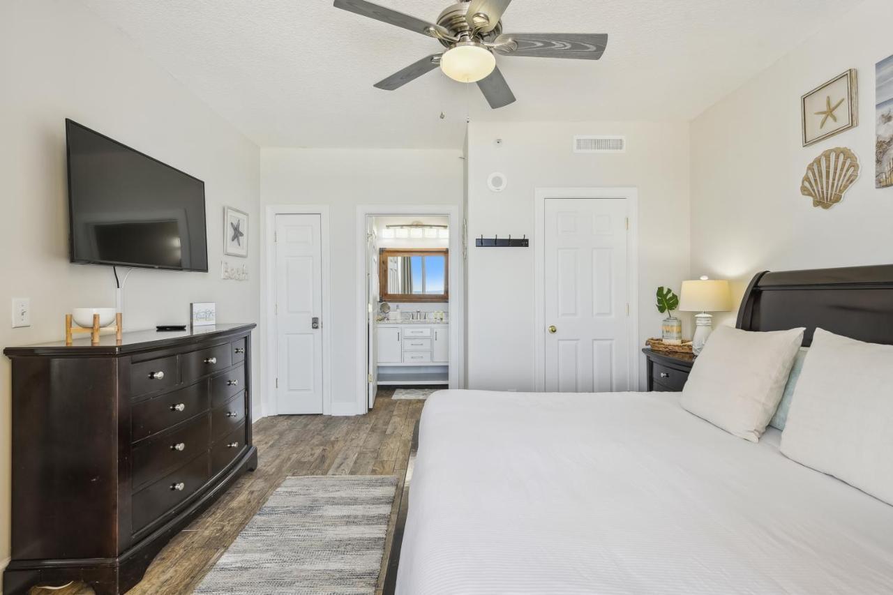 Holiday home Tropic Winds #607 By Book That Panama City Beach