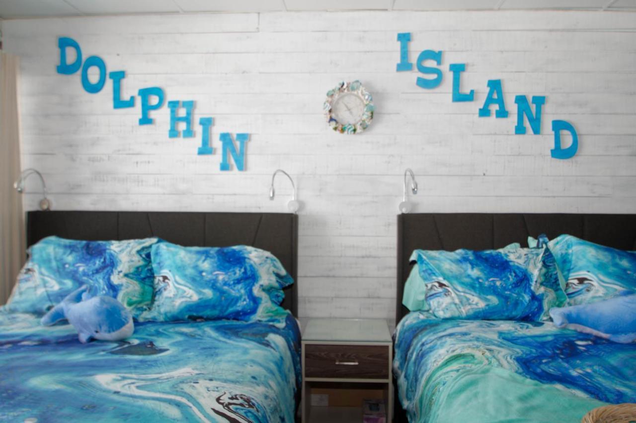 Apartment Dolphin Island Beachfront Private Balcony
