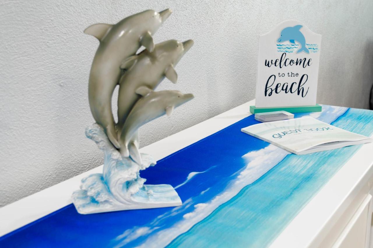 Apartment Dolphin Island Beachfront Private Balcony