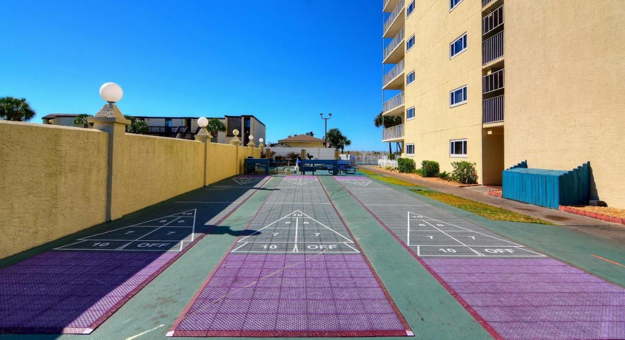 Apartment Summit 1412